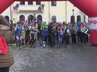 Concurs nocturn la Sinaia. Peste 100 de persoane au participat la o alergare pe munte pe timp de noapte