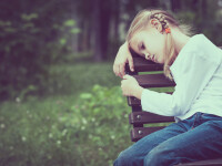 Durerile de cap sau de burta, semne care tradeaza depresia la copii. Simptomele care ar trebui sa-i ingrijoreze pe parinti