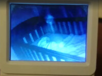 A inghetat de groaza cand a vazut imaginile capturate de monitorul fetitei sale. Silueta care apare langa pat in plina noapte