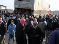 Taberele de refugiati din partea siriana a frontierei cu Turcia sunt arhipline. 