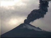 Vulcanul Popocatepetl s-a trezit din nou la viață