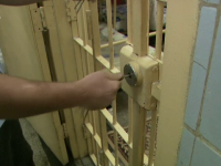 În plin scandal, angajații din penitenciare cer să fie dotați cu camere video