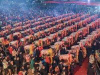 Porci cu portocale în gură, ofrandă pentru Împăratul de Jad într-o ceremonie din China