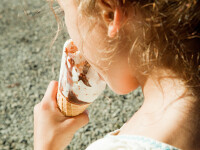 O fetiță de 9 ani a murit după ce a mâncat înghețată, în Spania