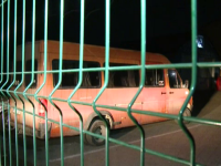 Filmul incidentului în urma căruia o fetiță a murit. Cum a căzut din autobuzul în mers