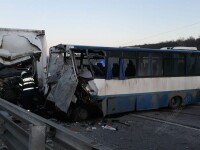 Grav accident în Bistrița-Năsăud, între un autobuz și un autocamion. Un mort și 5 răniți