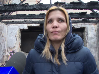 O mamă cu 4 copii au rămas pe drumuri. Casa lor renovată a ars complet