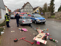 O maşină a intrat în mulţime la o paradă, în Germania. Zeci de persoane rănite - 3