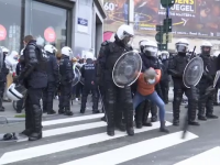Sute de persoane arestate la Bruxelles, în urma unui protest împotriva restricțiilor