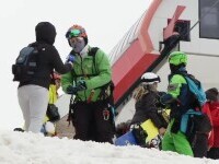 Turiștii s-au înghesuit în stațiunile de munte. Vremea caldă a stricat pârtiile de schi