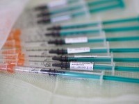 Peste 160.000 de doze de vaccin de la AstraZeneca au ajuns în România. Stocurile de Pfizer și Moderna, pe terminate