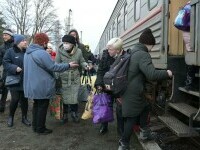 evacuati tren ucraina
