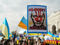 Zeci de mii de oameni protestează în toată lumea împotriva războiului din Ucraina. ”Putin, ucigaș!”