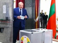 Proteste și arestări în masă în Belarus, după renunţarea la statutul de ţară fără arme nucleare