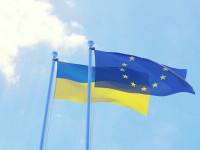 Comisia Europeană evocă un împrumut comun în vederea reconstrucţiei Ucrainei. Mai multe state din UE sunt reticente