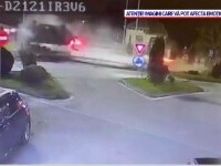 Accident într-un sens giratoriu din Alba Iulia, între o mașină și un camion