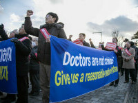 medici coreea de nord protest