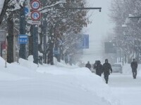 Japonia e sub nămeți: Stratul de zăpadă e de până la trei metri. Există risc de avalanșă și pene de curent | GALERIE FOTO