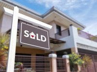 Un cuplu a cumpărat un conac cu 40 de milioane de dolari în Londra, dar când s-a mutat în casă a făcut o descoperire șocantă