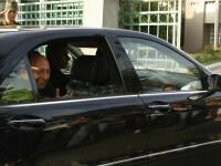 Traian Basescu in drum spre spital