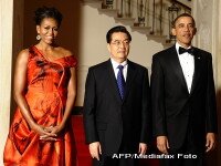 Michelle Obama, Hu Jintao si Barack Obama