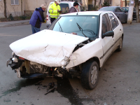 peugeot,accident