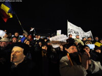 A 10-a zi de proteste in Piata Universitatii din Bucuresti s-a incheiat fara incidente