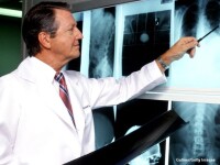 Medicii au incremenit cand i-au vazut radiografia. Cazul lui a ajuns in revistele de specialitate
