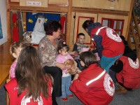 In jur de 1.000 de jucarii au fost donate copiilor de la Centrul Scolar de Educatie Incluziva Sibiu