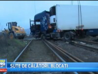 Patru trenuri blocate in judetul Alba din cauza unui sofer care a pierdut controlul volanului