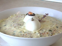 „La pièce de résistance” de pe masa de Revelion, celebra salată de boeuf, mai scumpă anul acesta