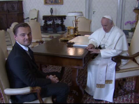 Vizita surpriza la Vatican. Papa Francisc a vorbit cu Leonardo DiCaprio despre incalzirea globala