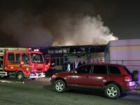 Șapte mașini au fost făcute scrum într-un incendiu izbucnit într-un service din Târgu Mureș