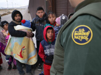 Cum vor fi penalizați imigranții ce primesc ajutoare sociale, de către Guvernul lui Trump