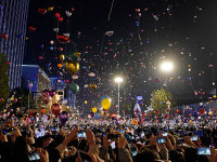 Mii de oameni au sărbătorit Revelionul în stradă, în Wuhan