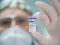 Peste un milion de doze de vaccin anti-COVID-19 administrate în Uniunea Europeană