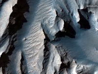 Imagini spectaculoase cu planeta Marte, oferite de NASA. Ce este „Valles Marineris”