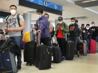 Traficul aerian din România a scăzut cu aproape 70% în pandemie. Câți pasageri au mai fost pe aeroporturile din țară
