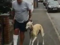 Un bărbat a cheltuit sute de euro la veterinar pentru a afla de ce șchiopăta câinele său. A rămas uimit când a aflat motivul