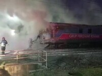 Trenuri blocate peste 3 ore pe ruta Brașov-București după ce o locomotivă a ars. Pasageră: Am rămas pe întuneric