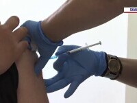 Danemarca va începe imunizarea cu a patra doză de vaccin anti-Covid. Avertismentul OMS cu privire la Omicron