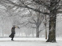 Vremea astăzi, 18 ianuarie. Vântul continuă să pună probleme în majoritatea regiunilor din țară