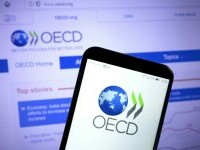 OCDE în raportul privind România: Țara noastră, în urma multor ţări privind accesul la educaţie de înaltă calitate