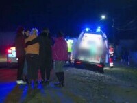 Un bărbat a murit după ce a intrat cu mașina într-un podeț de beton, în Dâmbovița. Localnicii au auzit bubuitura