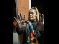 Femeie din București, ridicată la câteva ore după ce și-a postat pe Facebook criticile la adresa „mascaților” și MAI