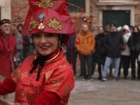 A început Carnavalul de la Veneția. Tema din acest an este Marco Polo, dar în prima zi parada a fost suspendată