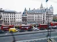 (P) Despăgubiri pentru accidente de muncă în Marea Britanie: Ghid complet pentru românii care lucrează în UK