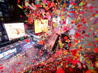 Times Square a strălucit de Anul Nou. Imagini inedite direct din mijlocul festivităților | GALERIE FOTO