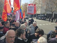 Maifestație de amploare pro-Maduro în fața ambasadei SUA de la Madrid. „Nu agresiunii imperialiste contra Venezuelei”