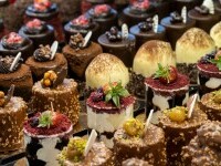 „Prăjitura ucigașă”. O femeie a murit după ce s-a înecat cu un desert tradițional. Alte 6 persoane sunt în spital